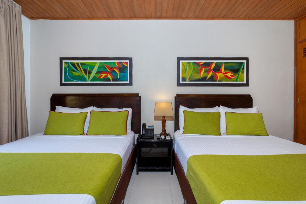 Hotel Campestre La Potra Apiay エクステリア 写真